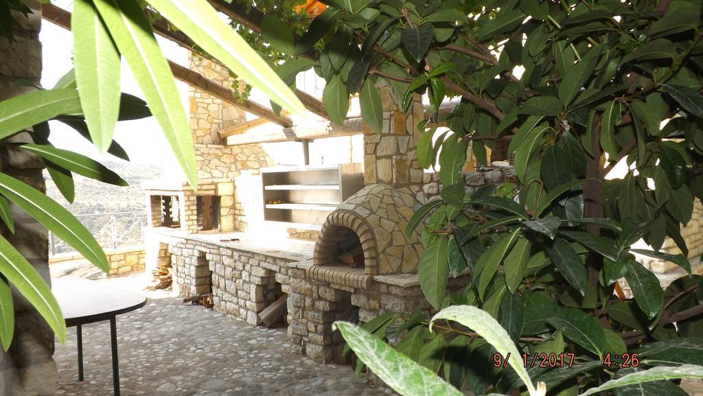 Stone Maisonettes Эйон Экстерьер фото